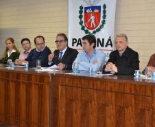 O Governo do Paraná, por meio da Secretaria do Meio Ambiente e Recursos Hídricos, em parceria com Itaipu Binacional e Ministério do Meio Ambiente, promove o 2º Encontro Formativo do Programa Nacional de Formação e Capacitação de Gestores Ambientais (PNC), em Guarapuava. Simultaneamente acontece o 2º Seminário Regional do Meio Ambiente. A capacitação teve início nesta quinta-feira (24) e segue até o final da tarde de sexta-feira (25).Guarapuava, 24/08/2017.Foto: Divulgação SEMA