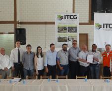 A Secretaria de Estado do Meio Ambiente e Recursos Hídricos e o Instituto de Terras, Cartografia e Geologia do Paraná (ITCG) entregaram nesta sexta-feira (10) o mapeamento de áreas de risco de Marmeleiro, região sudoeste do Estado