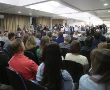 Em solenidade na Câmara Municipal de Francisco Beltrão, neste sábado (30), a governadora Cida Borghetti anunciou R$ 87 milhões para obras de infraestrutura a ações na região Sudoeste. Dos recursos, R$ 76,6 milhões fazem parte do Programa Estadual de Recuperação e Conservação de Estradas, que tem R$ 1,5 bilhão para melhorias na malha rodoviária estadual.-. Francisco Beltrão,30/06/2018 Foto:Jaelson Lucas / ANPr