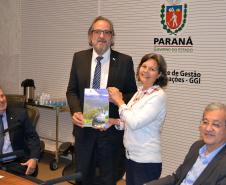 Foi lançada na manhã desta segunda-feira (19) a publicação com os resultados do Inventário Florestal Nacional no Paraná, em cerimônia realizada no Palácio Iguaçu