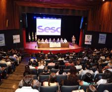 Estado e municípios debatem gestão de resíduos sólidos
