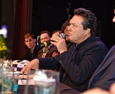 Estado e municípios debatem gestão de resíduos sólidos