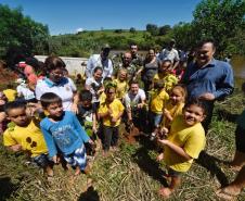 Governo promove soltura de peixes e plantio de árvores no Interior