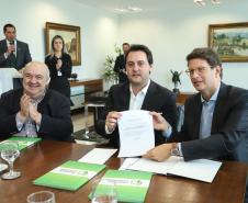 Paraná recebe programa nacional que busca acabar com lixões
