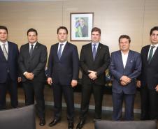 Paraná entrega projeto da orla de Matinhos em Brasília
