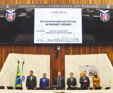 Assembleia Legislativa homenageia a Paraná Turismo