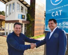 Vice-governador participa da entrega de centro do turista
