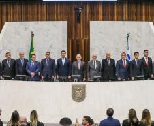 Governador participa de homenagem a Oriovisto Guimarães