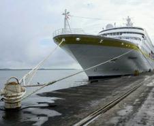 Porto de Paranaguá volta a receber navio de passageiros