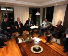 Governo e indústria discutem cobrança pelo uso da água