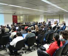 Governo e universidade discutem gestão de resíduos sólidos 