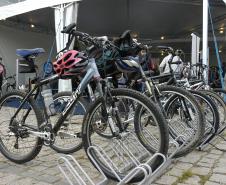A Secretaria do Meio Ambiente e Recursos Hídricos dará início à elaboração de uma política estadual para incentivo ao uso da bicicleta, o "Ciclo Paraná". O programa será desenvolvido em parceria com cicloativistas, universidades e órgãos de governo com o objetivo de nortear os municípios paranaenses que tiverem interesse em aderir à iniciativa. 