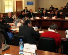 O secretário do Meio Ambiente e Recursos Hídricos, Luiz Eduardo Cheida, participa da reunião do Conselho Estadual de Recursos Hídricos, para aprovar os mecanismos e valores da cobrança da água usada por indústrias e grandes usuários. Foto: Dirceu Portugal.