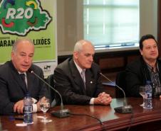 Indústrias e prefeituras debatem reciclagem de embalagens 
