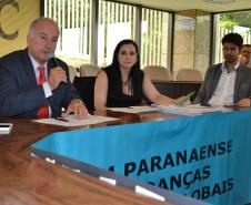 Fórum Paranaense de Mudanças Climáticas Globais. Na foto,secretário Luiz Eduardo Cheida , a secretária executiva do Fórum, Rosana Castella e o coordenador de mudanças climáticas da SEMA, Carlos Renato GarcezFoto: Divulgação SEMA