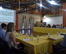 Secretário estadual do Meio Ambiente e Recursos Hídricos, Luiz Eduardo Cheida, participa da Assembleia Ordinária da Associação dos Municípios da Região Metropolitana de Curitiba (Assomec).