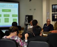 Representantes de 25 instituições públicas estaduais e federais reuniram-se, nesta quinta-feira (27), na Secretaria do Meio Ambiente e Recursos Hídricos para a primeira reunião técnica de trabalho do grupo interinstitucional que irá coordenar a execução do Programa Paranaense de Mobilidade Não Motorizada por Bicicleta, o Ciclo Paraná. Foto: Divulgação