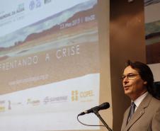 O secretário estadual do Meio Ambiente e Recursos Hídricos, Ricardo José Soavinski, participa da abertura do Dia Mundial da Água, na Fiep. Curitiba, 23/03/2015. Foto: Pedro Ribas/ANPr