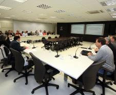 Secretário estadual do Meio Ambiente, Ricardo Soavinski, coordena reunião do Projeto PSA ( Pagamento por Serviços Ambientais) no Estado do Paraná.Curitiba, 08/04/2015.Foto: José Gomercindo/ANPr