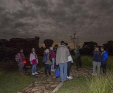 Passeio noturno no Parque Estadual da Vilha Velha. Ponta Grossa, 30/05/2015. Foto: Pedro Ribas/ANPr