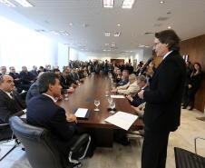 O Governador Beto Richa ampliou o número de municípios beneficiadoscom recursos do ICMS Ecológico, regulamentou o Pagamento Por ServiçosAmbientais (PSA) e criou o projeto de revitalização do Rio Iguaçu
