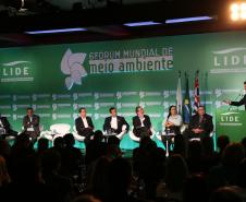 Governador Beto Richa participa da abertura do 6º Fórum Mundial de Meio Ambiente, em Foz do Iguaçu, no Oeste do Paraná.Foz do Iguaçu, 25/06/2015.Foto: Orlando Kissner /ANPr