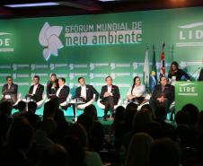 Governador Beto Richa participa da abertura do 6º Fórum Mundial de Meio Ambiente, em Foz do Iguaçu, no Oeste do Paraná.Foz do Iguaçu, 25/06/2015.Foto: Orlando Kissner /ANPr