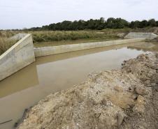 Obras do Parque Palmital, em Pinhais.Pinhais, -05-08-15.Foto: Arnaldo Alves / ANPr.