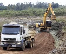 Obras do Parque Palmital, em Pinhais.Pinhais, -05-08-15.Foto: Arnaldo Alves / ANPr.