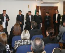 Governador Beto Richa assina convênio entre o Governo do Estado através do Instituto Ambiental do Paraná (IAP) e a Prefeitura de Araucária visando à criação de um parque municipal e realocação de pessoas instaladas em áreas de risco.Araucária, 02/08/2015.Foto: Orlando Kissner/ANPr
