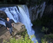 Monumento Estadual Salto São João, em Prudentópolis. N/F: secretário do Meio Ambiente e Recursos Hídricos, Ricardo Soavinski e Guilherme Vasconcellos, Diretor de Unidade de Conservação do IAP.Prudentópolis, 08-10-15.Foto: Arnaldo Alves / ANPr.