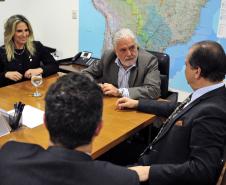 Governadora em exercício, Cida Borghetti, durante reunião com o ministro Chefe da Casa Civil, Jacques Wagner.Brasília, 21/10/2015.Foto: Divulgação