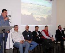 O conselho gestor da Área de Proteção Ambiental (APA) da Escarpa Devoniana tem nova diretoria executiva e conselheiros. Os novos membros tomaram posse terça-feira (27). A área de proteção tem mais de 392 mil hectares, que cruza o Estado do Sul ao Norte Pioneiro, e passa por 12 municípios. Curitiba, 28/10/2015.Foto: IAP