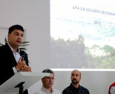 O conselho gestor da Área de Proteção Ambiental (APA) da Escarpa Devoniana tem nova diretoria executiva e conselheiros. Os novos membros tomaram posse terça-feira (27). A área de proteção tem mais de 392 mil hectares, que cruza o Estado do Sul ao Norte Pioneiro, e passa por 12 municípios. Curitiba, 28/10/2015.Foto: IAP