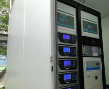 O Instituto Ambiental do Paraná (IAP) recebeu uma nova estação de monitoramento da qualidade do ar, que irá se somar às já existentes e a outras seis que serão entregues ainda esse ano. O equipamento chegou nesta segunda-feira (7).Curitiba, 07/03/2016.Foto: Divulgação IAP