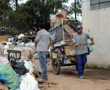 Programa Coleta Seletiva Solidária da Copel destina 100 toneladas por ano de resíduos recicláveis coletados nas sedes da companhia para oito associações e cooperativas de catadores em diversas cidades do Paraná. Curitiba, 16/06/2016.Foto: Daniela Catisti/Copel
