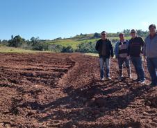 A Secretaria de Estado da Agricultura e do Abastecimento liberou R$ 209 mil para ações de manejo de solos e proteção de água na microbacia do Rio do Lontra, no município de Salto do Lontra, no Sudoeste do Paraná.Foto: Divulgação