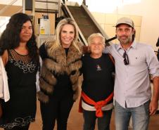 A vice-governadora do Paraná, Cida Borghetti, inaugurou, nesta quinta-feira (21), a primeira etapa da Central de Valorização de Materiais Recicláveis de Maringá, um projeto pioneiro no Paraná que alia proteção ao meio ambiente, geração de empregos e renda.Maringá, 21/07/2016.Foto: Jonas Oliveira