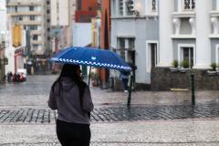 Massa de ar polar vai trazer chuva e frio para o Paraná no fim de semana.