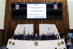 Governador participa de homenagem a Oriovisto Guimarães