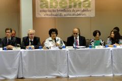 IAP e Ibama discutem avanços na área ambiental no Paraná