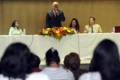 Secretário do Meio Ambiente, Luiz Eduardo Cheida acompanhado pela Desembargadora do Tribunal de Justiça Joeci Camargo Machado, representante do CREA-Pr., Antonio Borges dos Reis e representante do PV - Partido Verde, Maria Leticia Fagundes, entrega Prêmio Mãe Natureza no Auditório Mario Lobo, Palácio das Araucárias.Curitiba, 11/03/2014Foto: Ricardo Almeida / ANPr