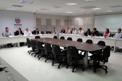O Governo do Paraná sediou, em Curitiba, nessa quinta e sexta-feira (16 e 17), a reunião com as entidades estaduais de meio ambiente do sul do Brasil, representantes do Ministério do Meio Ambiente e do Estado da Bahia para discutir a atualização de resoluções do Conselho Nacional do Meio Ambiente (Conama). Foto: Divulgação