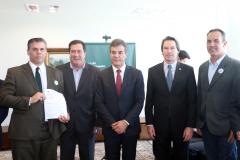 Governador Beto Richa anuncia 28 unidades geradoras de energia no Paraná, são Pequenas Centrais Hidrelétricas (PCHs), Centrais Geradoras Hidrelétricas (CGHs), termoelétrica e biodigestor, que somam 183,4 MW de energia. O investimento é de quase R$ 1 bilhão.Curitiba, 11/11/2015.Foto: Orlando Kissner/ANPr