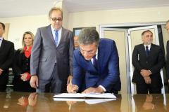 O governador Beto Richa participa da possa de Antonio Carlos Bonetti, na Secretaria de Meio Ambiênte e Recursos Hídricos (SEMA). 