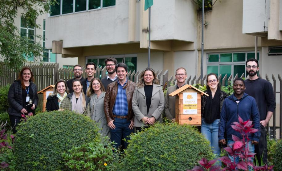 Colmeias do Poliniza Paraná na Sedest