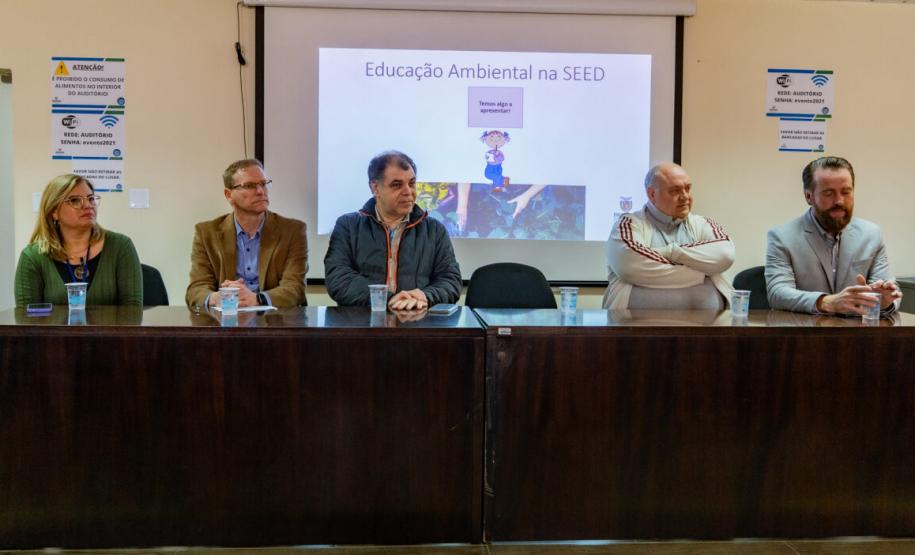 Estado e entidades civis instituem comissão para incentivar educação ambiental