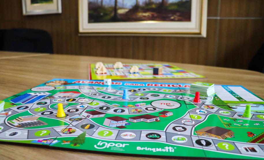 Amostra dos jogos que estarão disponíveis ao público para o Verão Maior Paraná em Matinhos