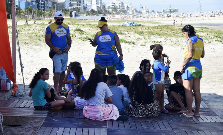 Ações de conscientização ambiental no Verão Maior Paraná impactaram 30 mil famílias