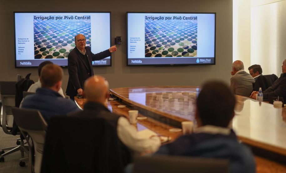 Paraná firma acordo com instituto Water For Food para gestão de recursos hídricos